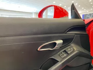 PORSCHE 718 Boxster