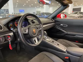 PORSCHE 718 Boxster