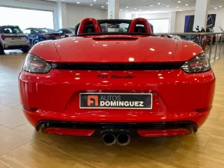 PORSCHE 718 Boxster