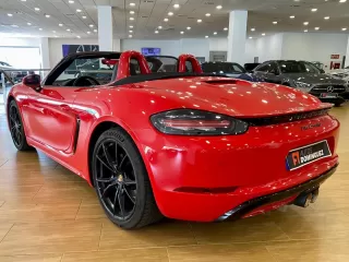 PORSCHE 718 Boxster