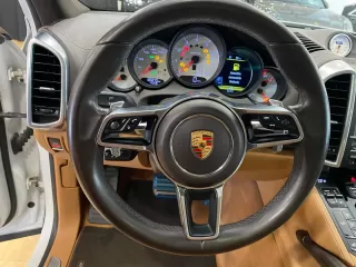 PORSCHE Cayenne S