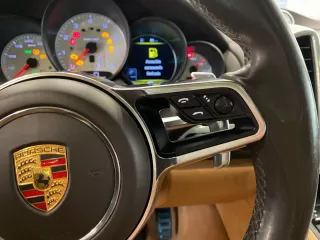 PORSCHE Cayenne S