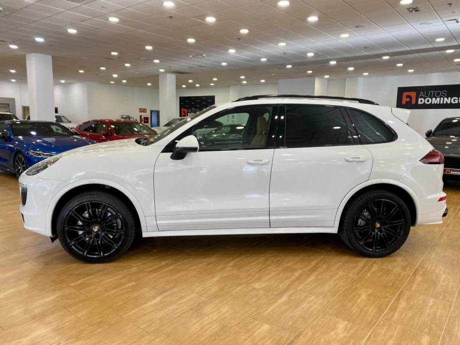 PORSCHE Cayenne S