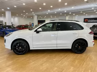 PORSCHE Cayenne S