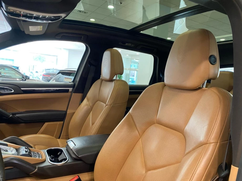 PORSCHE Cayenne S