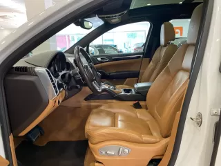 PORSCHE Cayenne S