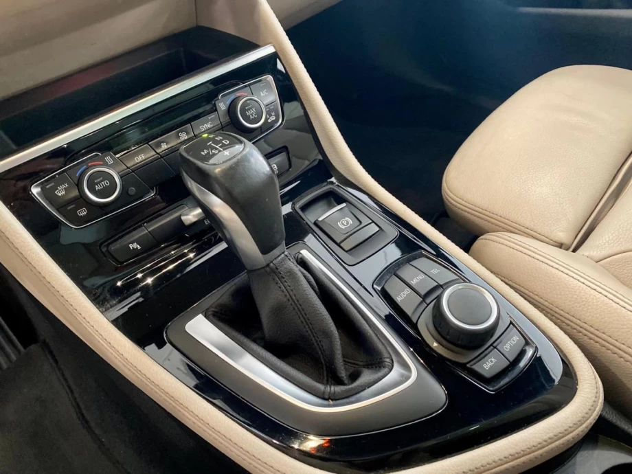 BMW Serie 2 Active Tourer 218d PACK M