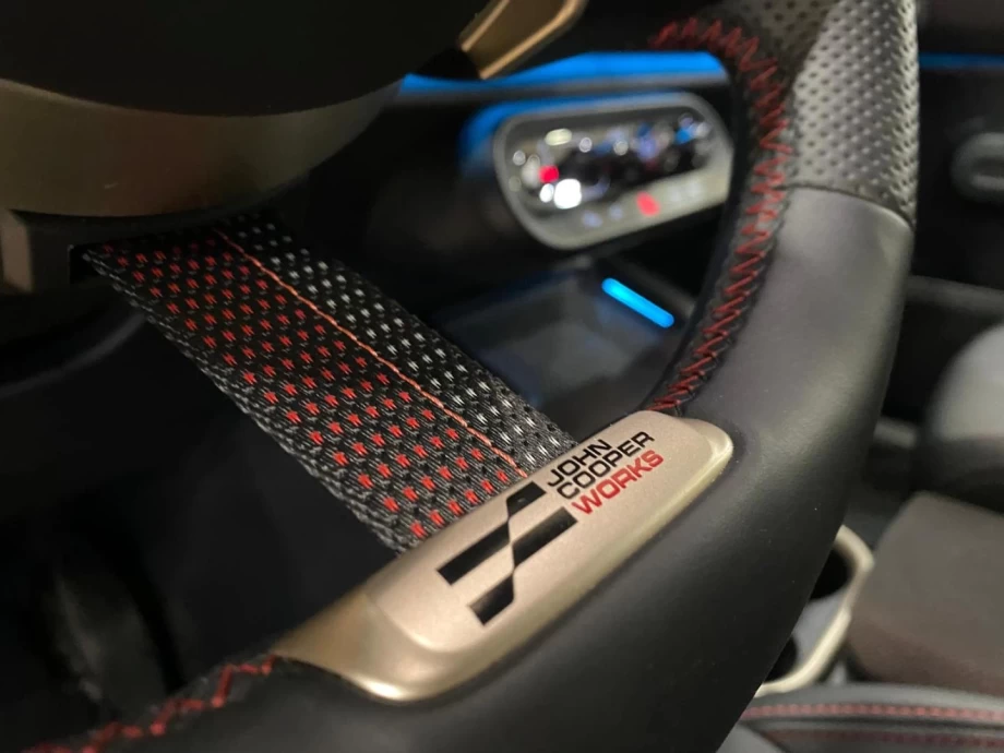 MINI COUNTRYMAN C PAQUETE JOHN COOPER WORKS