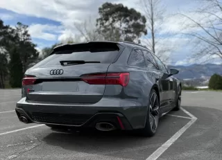 AUDI A6 RS 6 Avant TFSI quattro