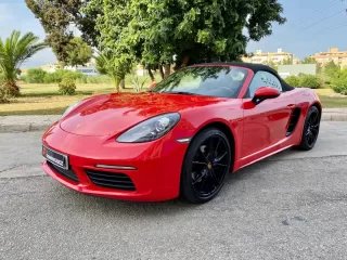 PORSCHE 718 Boxster