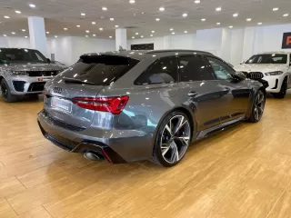 AUDI A6 RS 6 Avant TFSI quattro