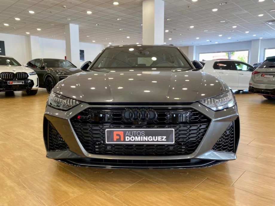 AUDI A6 RS 6 Avant TFSI quattro