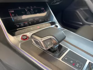 AUDI A6 RS 6 Avant TFSI quattro
