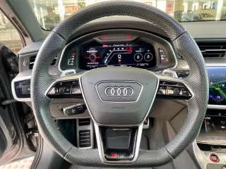 AUDI A6 RS 6 Avant TFSI quattro