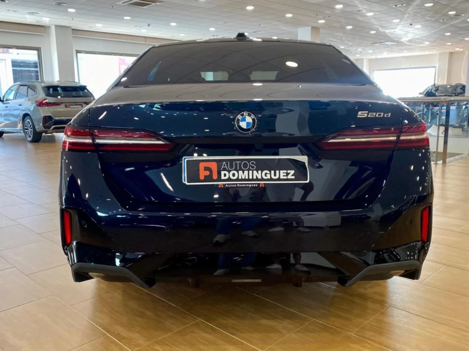 BMW Serie 5 520D PACK M