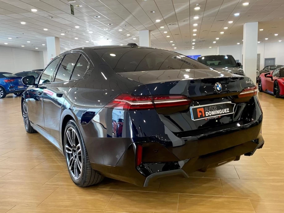 BMW Serie 5 520D PACK M