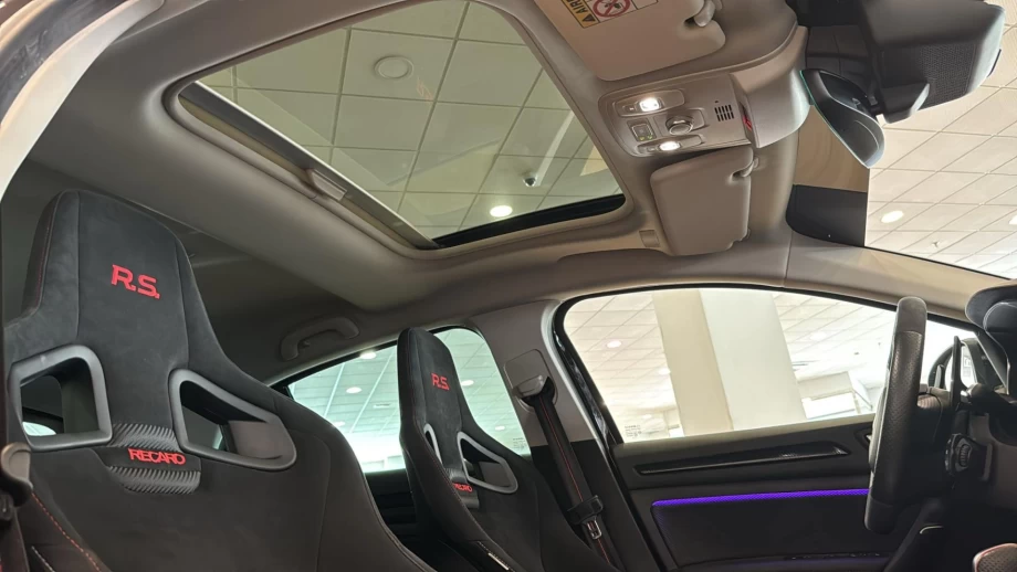 RENAULT Mégane R.S. Trophy TCe 221 kW 300CV EDC GPF