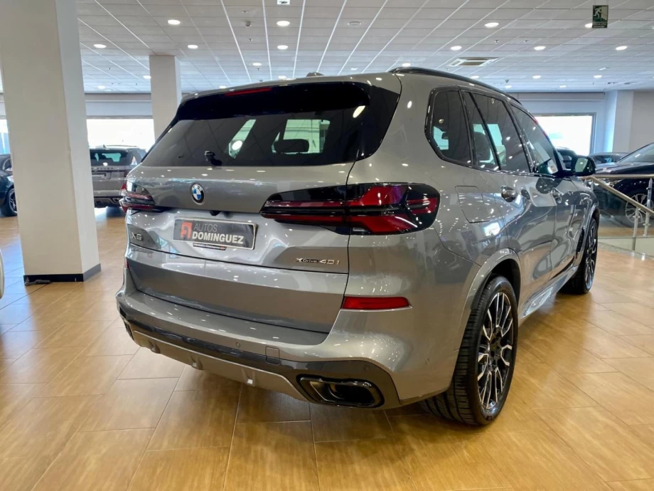 BMW X5 xDrive40i PACK M