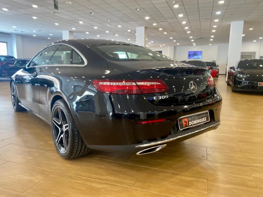 MERCEDES-BENZ Clase E Coupe E 300 d