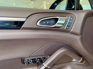 PORSCHE Cayenne Diesel