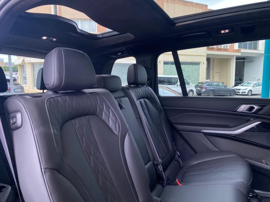 BMW X7 xDrive40d PACK M 7 PLAZAS