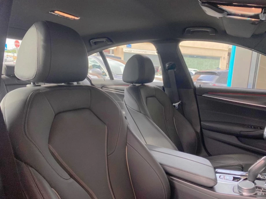 BMW Serie 5 530d xDrive PACK M