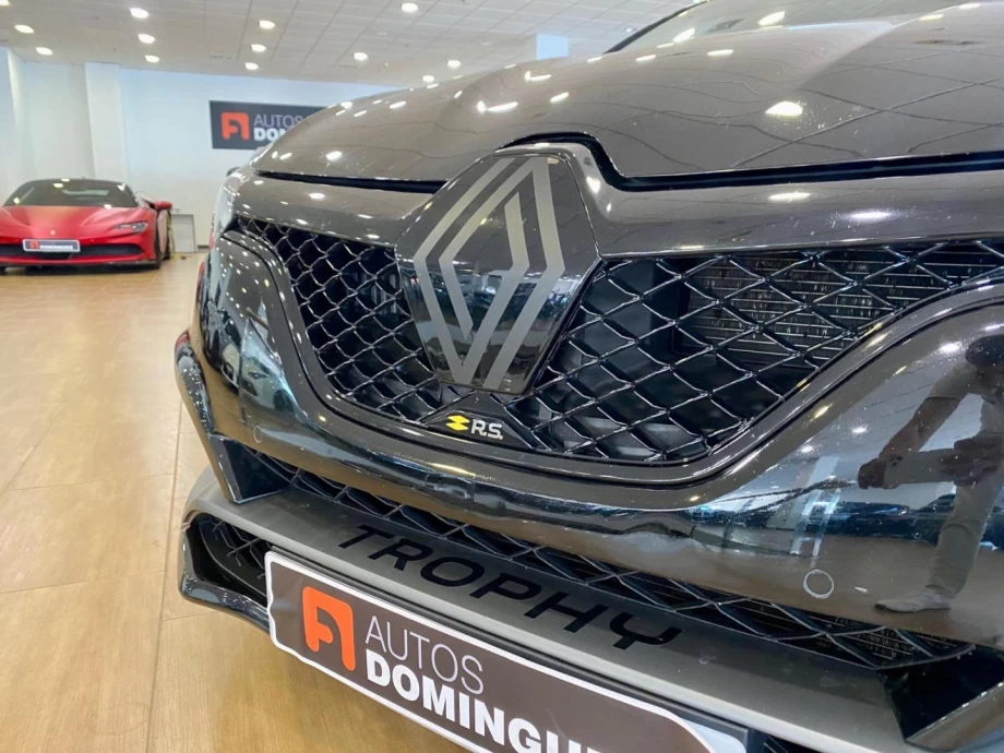 RENAULT Mégane R.S. Trophy TCe 221 kW 300CV EDC GPF