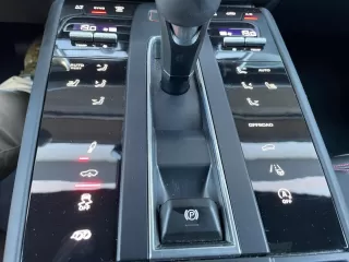 PORSCHE Macan GTS