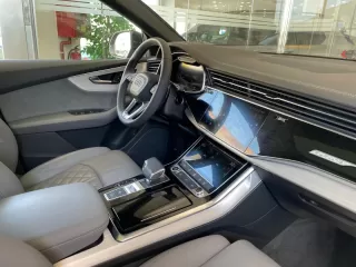 AUDI Q8 50 TDI 210kW S Line quattro tiptronic