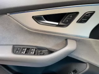 AUDI Q8 50 TDI 210kW S Line quattro tiptronic