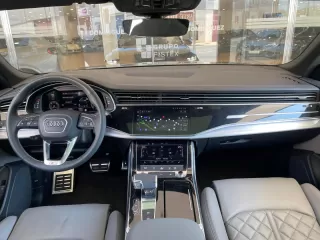 AUDI Q8 50 TDI 210kW S Line quattro tiptronic