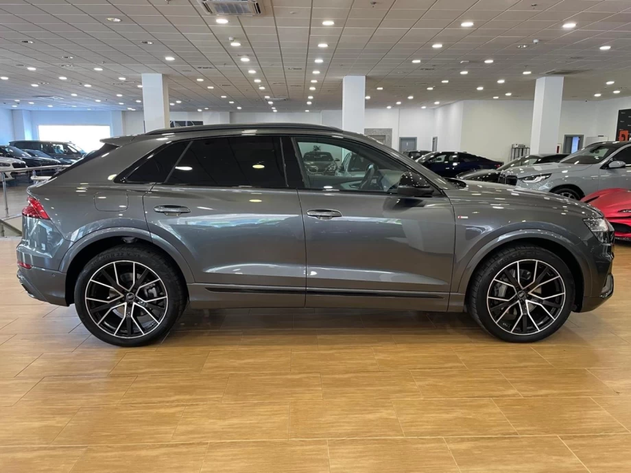 AUDI Q8 50 TDI 210kW S Line quattro tiptronic