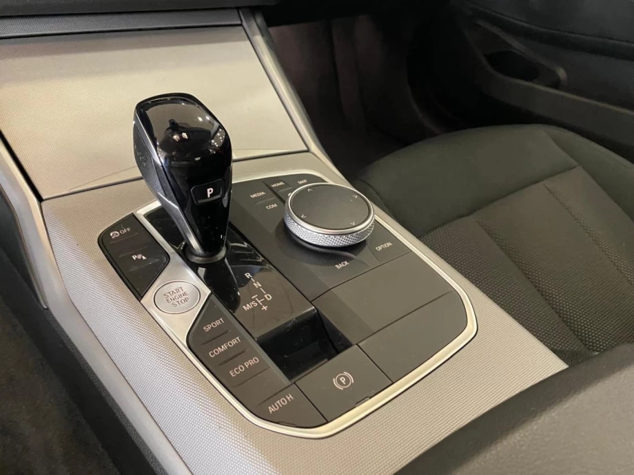 BMW Serie 3 318d Auto.