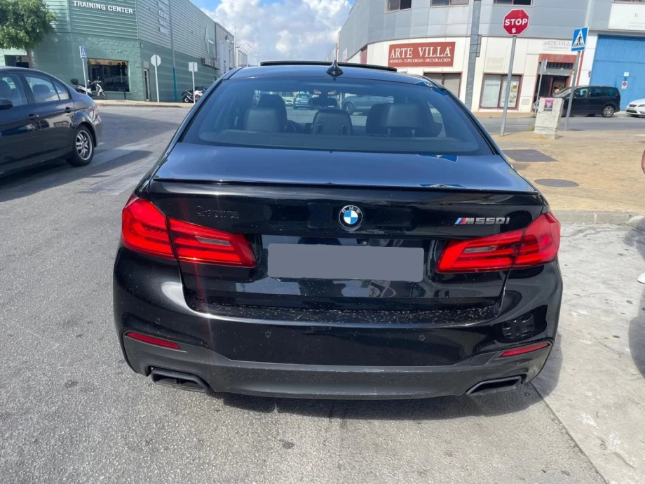 BMW Serie 5 M550i xDrive