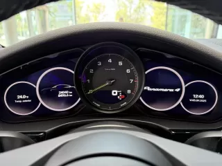 PORSCHE Panamera 4 EHybrid Platinum Edition