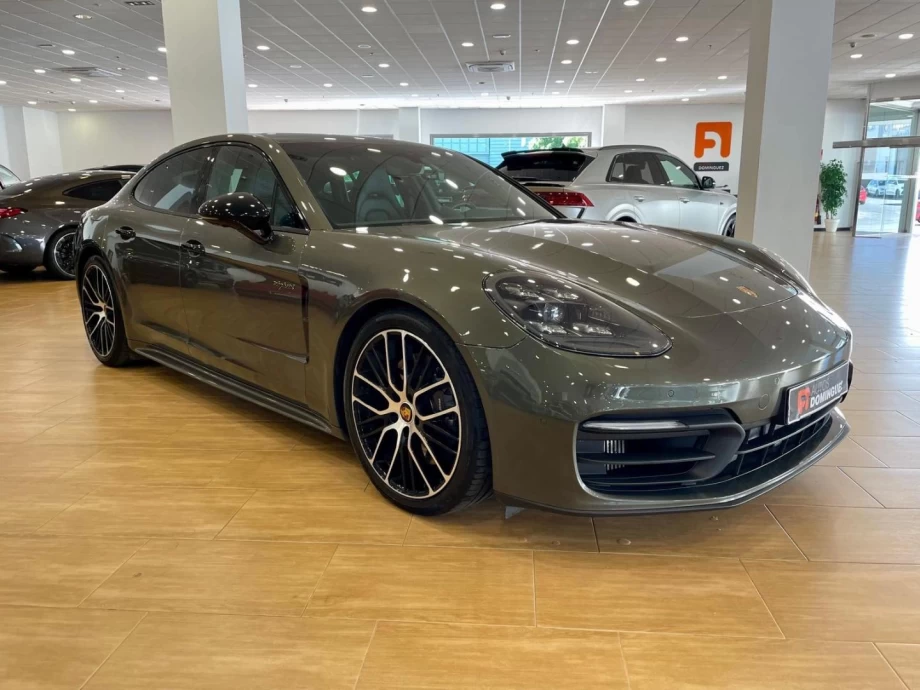PORSCHE Panamera 4 EHybrid Platinum Edition