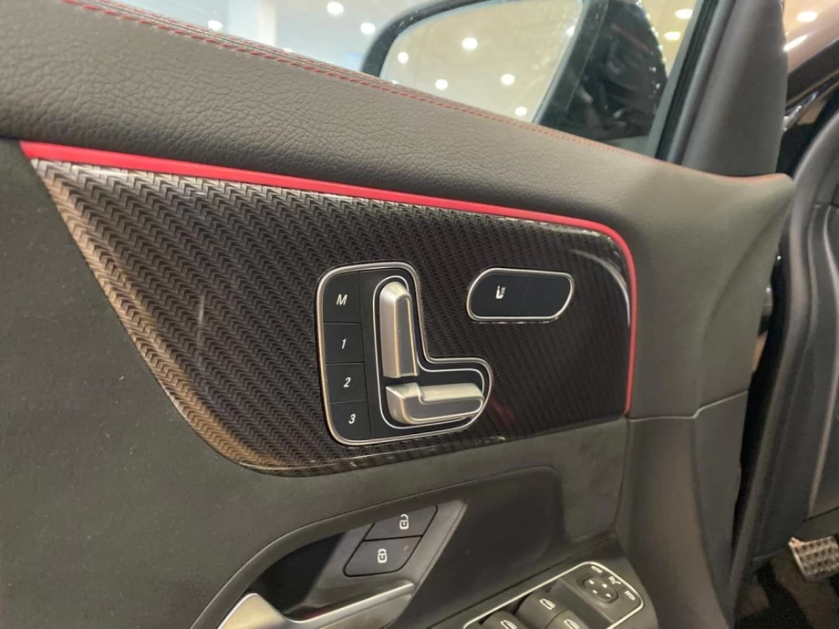 MERCEDES-BENZ GLA MercedesAMG GLA 45 S 4MATIC