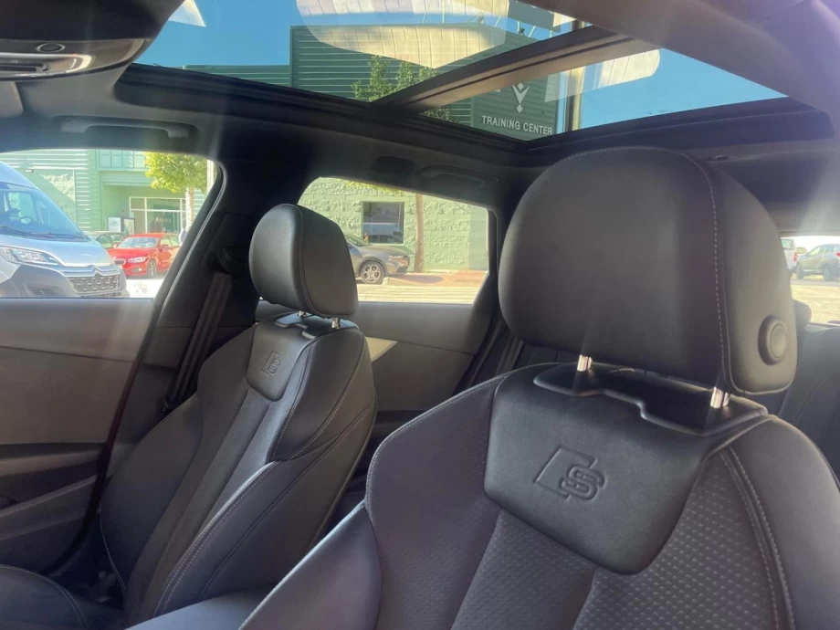 AUDI A4 Avant S line 35 TDI 120kW S tronic