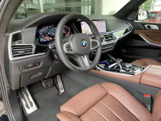 BMW X7 M50d