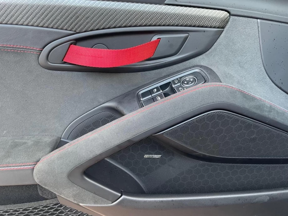 PORSHCE 718 BOXSTER SPYDER RS