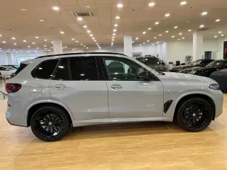 BMW X5 xDRIVE30d PACK M