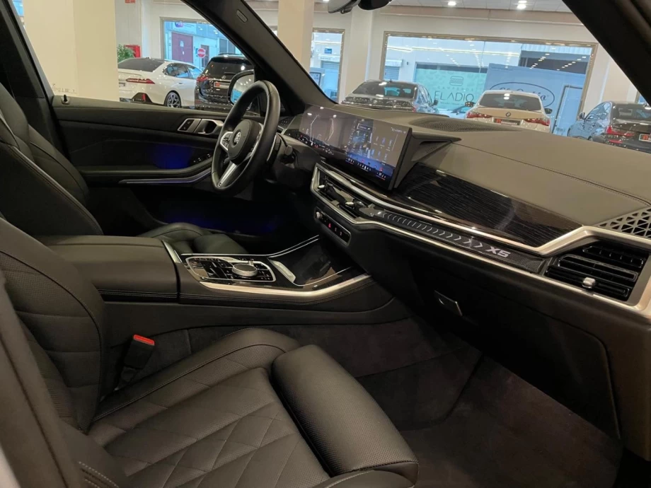 BMW X5 xDRIVE30d PACK M