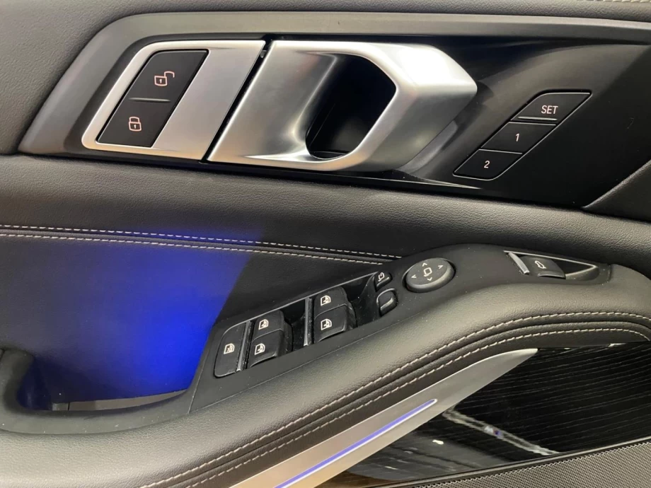 BMW X5 xDRIVE30d PACK M