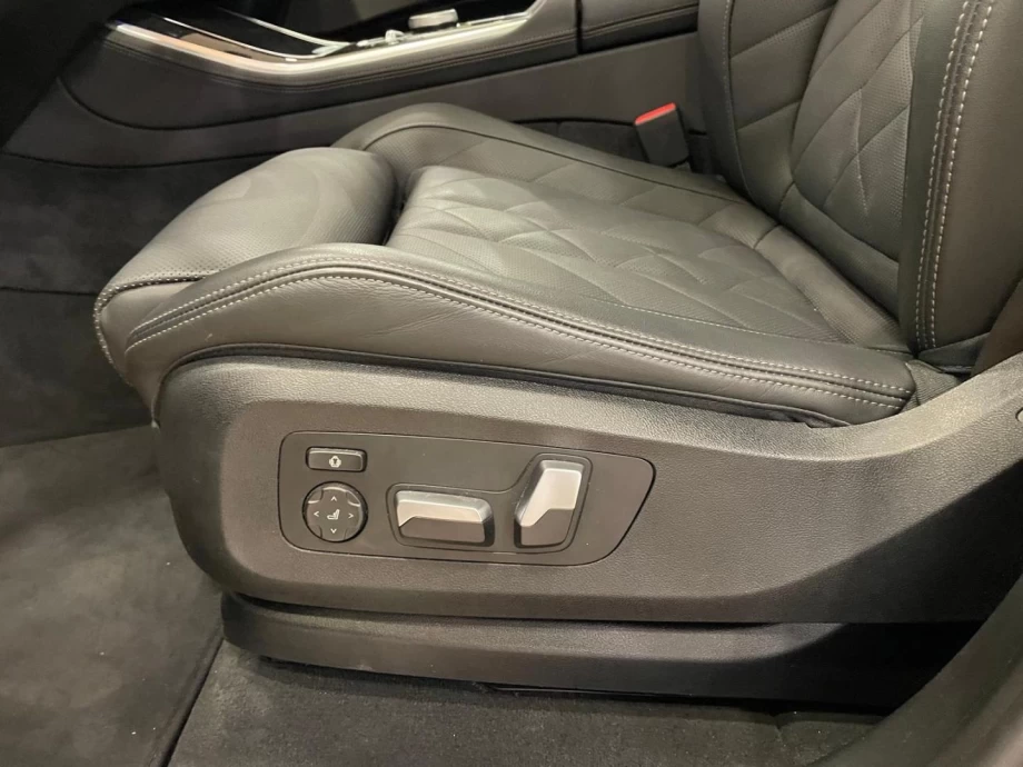 BMW X5 xDRIVE30d PACK M