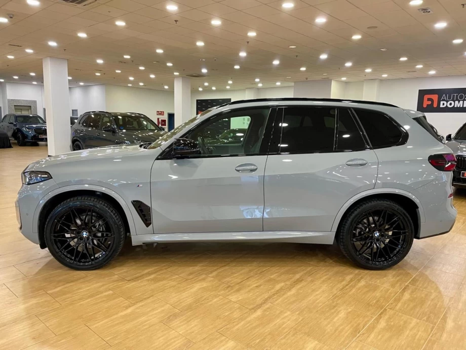 BMW X5 xDRIVE30d PACK M
