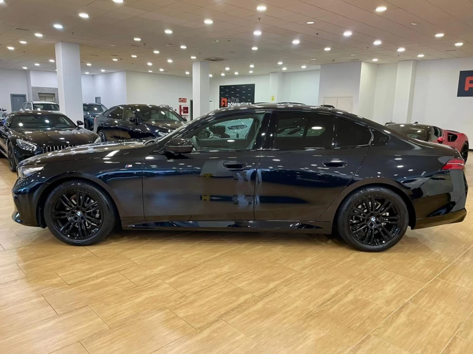 BMW Serie 5 520D PACK M
