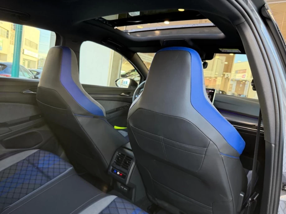 VOLKSWAGEN Golf R Black Edition 2.0 TSI 333CV DSG 4Mot