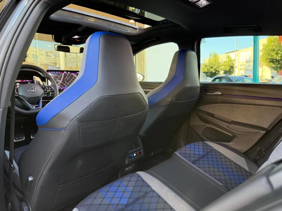 VOLKSWAGEN Golf R Black Edition 2.0 TSI 333CV DSG 4Mot