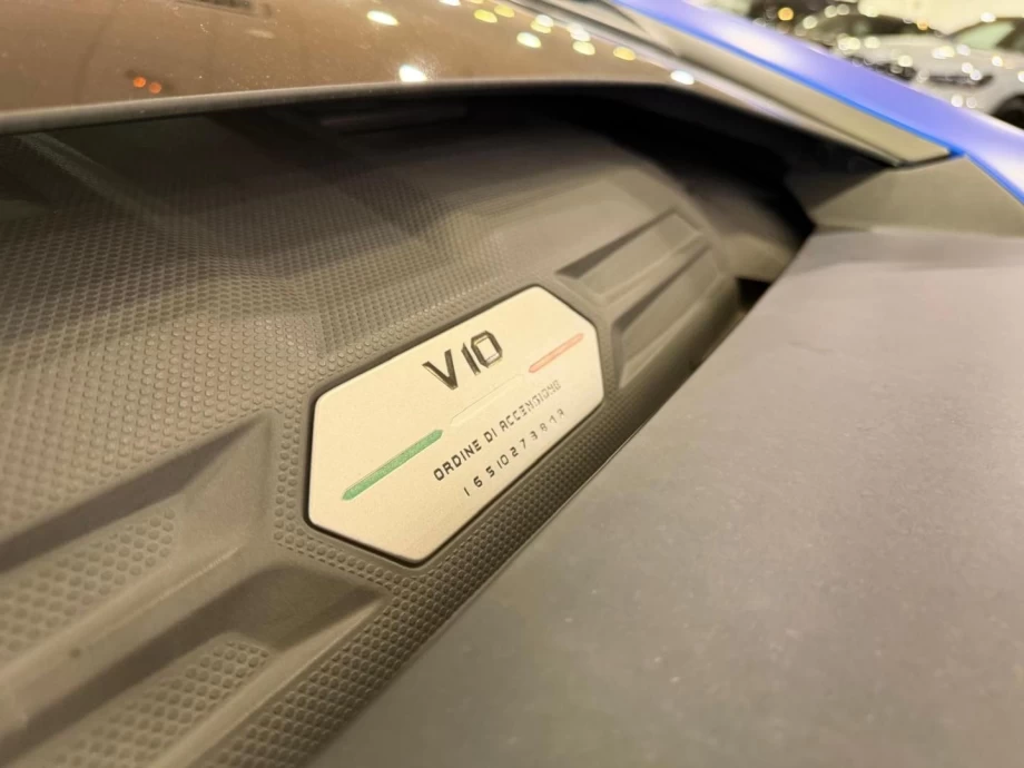 LAMBORGHINI HURACAN EVO