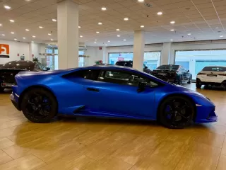 LAMBORGHINI HURACAN EVO